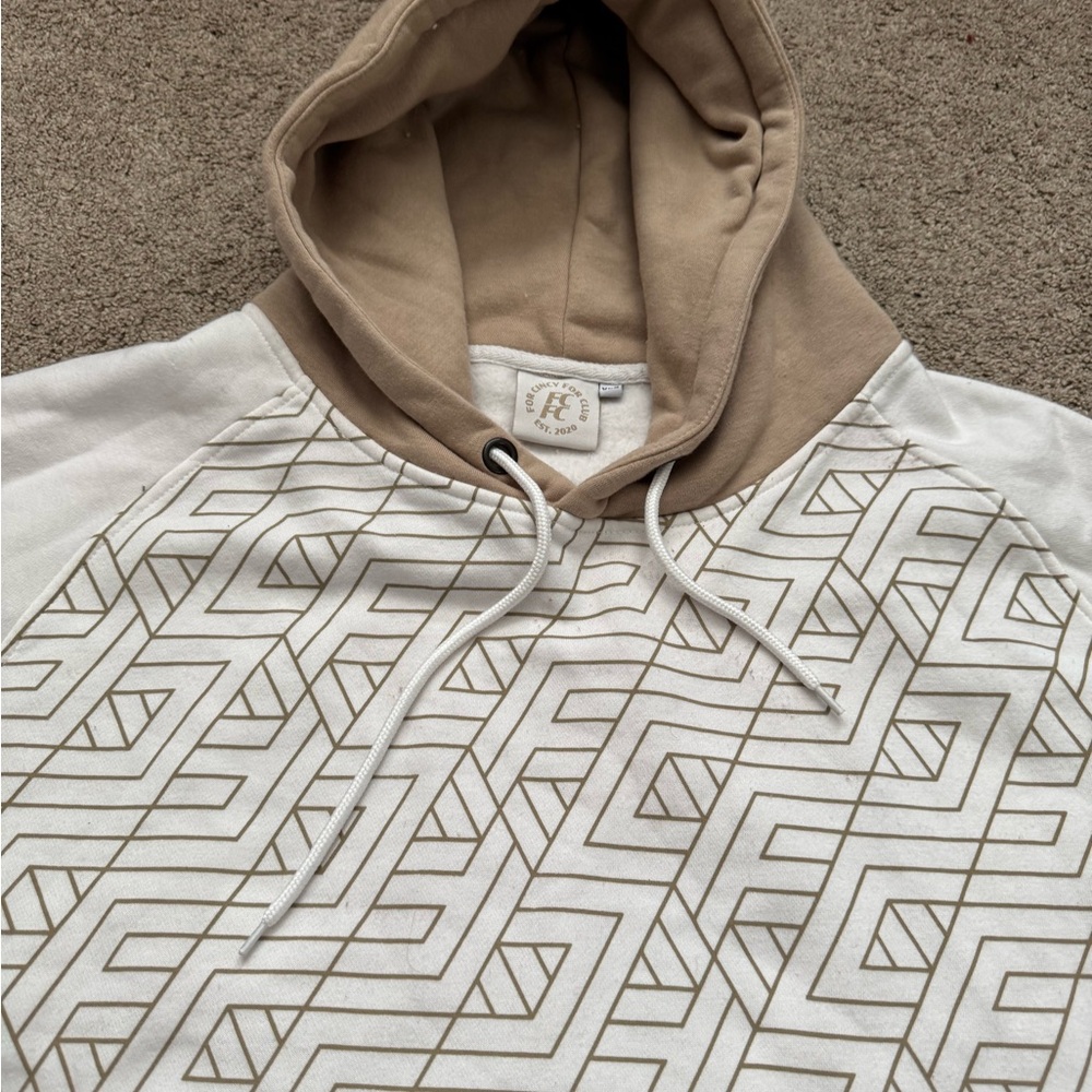 #105 FC CINCINNATI (FOR CINCY FOR CLUB) Stylish White and Tan Hoodie - Picture 6 of 16